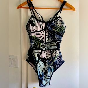 H&M - L - Tropical 🌴 Bathing suit